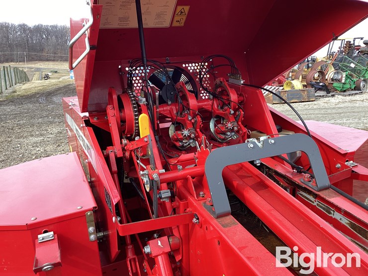 2016-massey-ferguson-1840-image-18