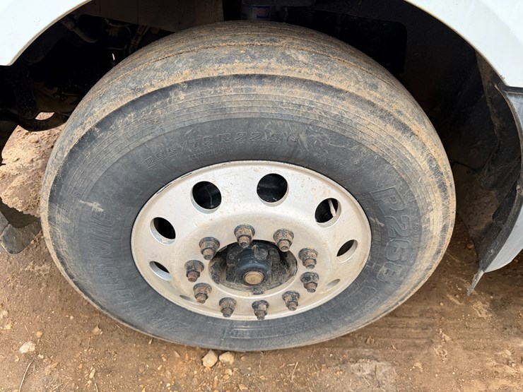 2016-international-prostar-image-9