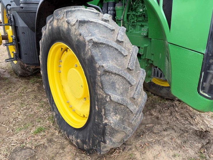 #38653-•-2017-john-deere-8270r-mfwd-tractor-image-9