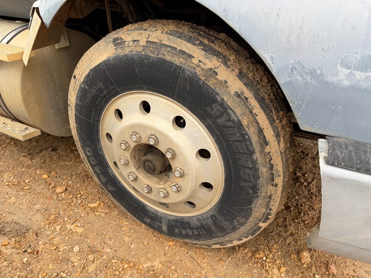 1990-international-9400-image-9