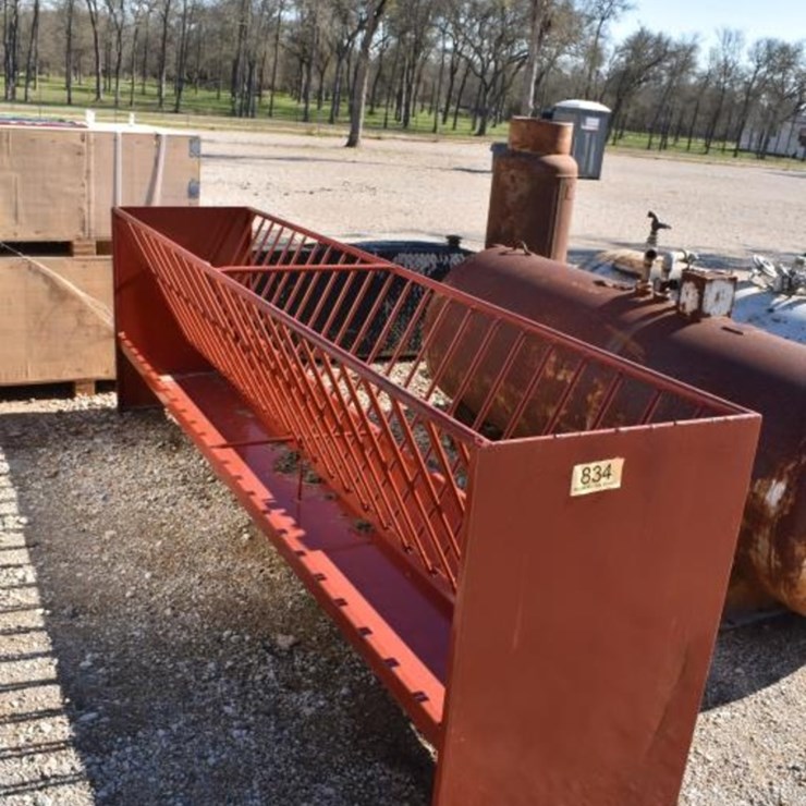 10' SHEEP AND GOAT FEEDER