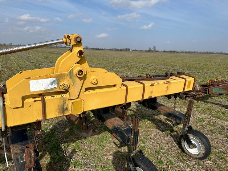 2000-landoll-2000-image-11