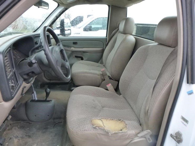 2007-chevrolet-3500-image-7