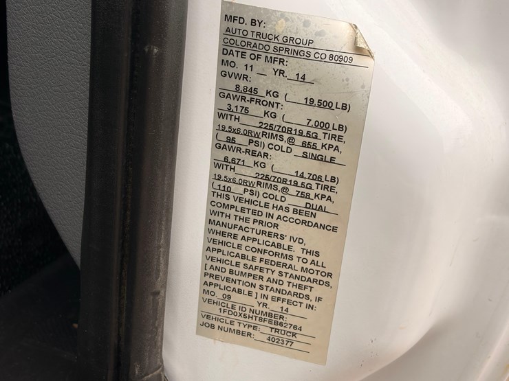 2015-ford-f550-image-28