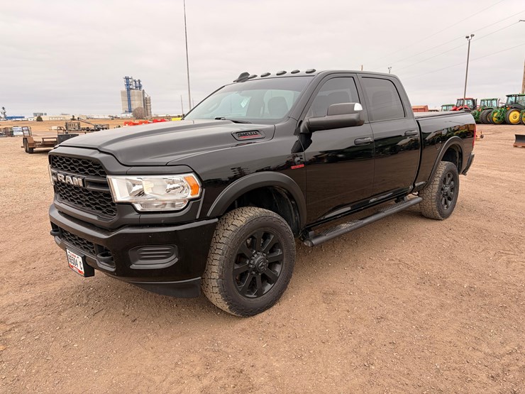 2022-ram-2500-hd-pickup-image-1
