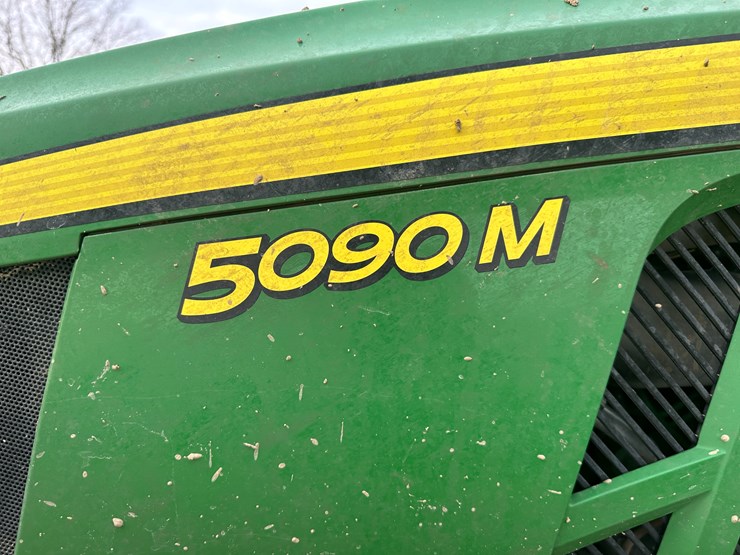 2011-john-deere-5090m-image-4