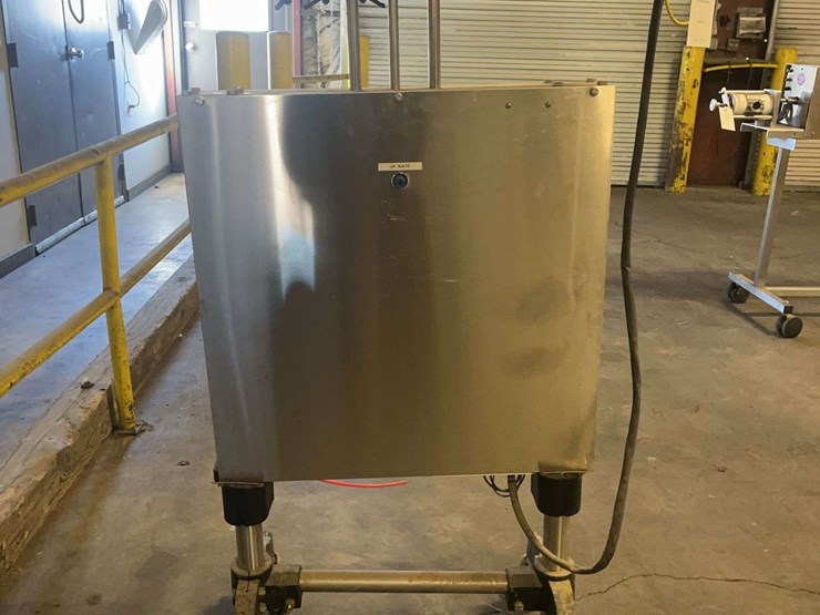 stainless-steel-wrapping-cart-image-2