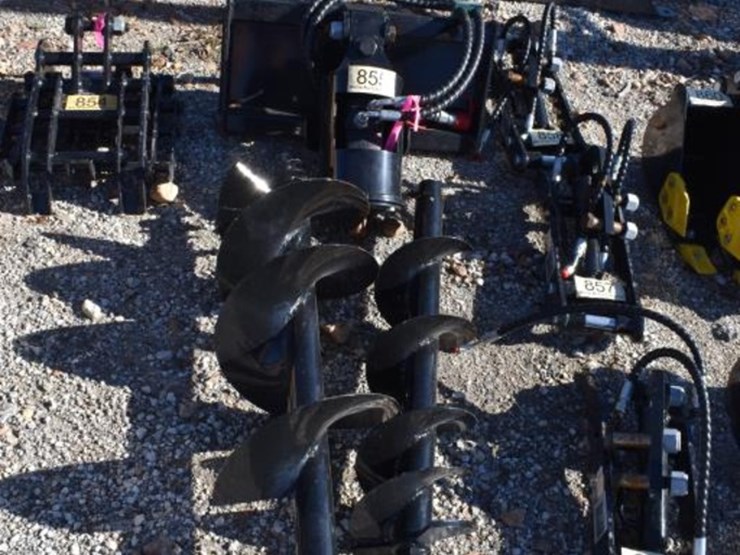 mini-skid-steer-posthole-digger-image-1