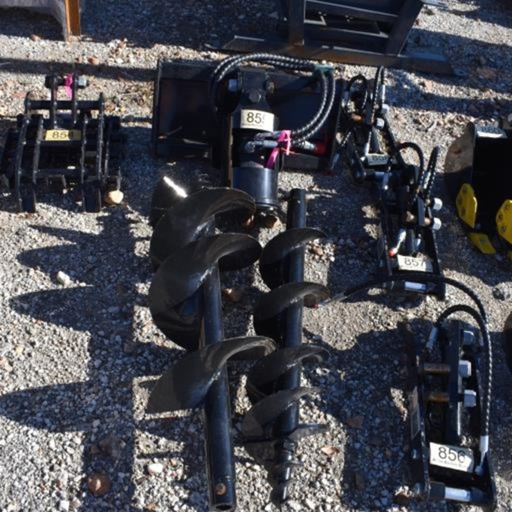 MINI SKID STEER POSTHOLE DIGGER