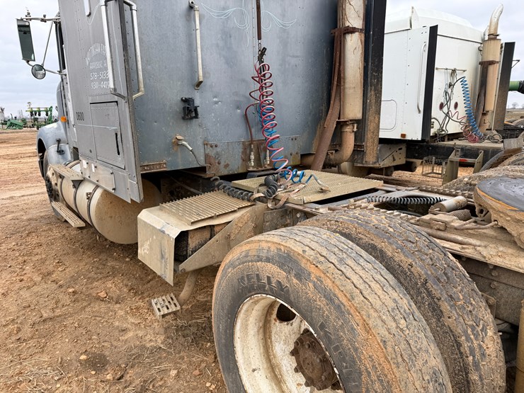 1990-international-9400-image-22