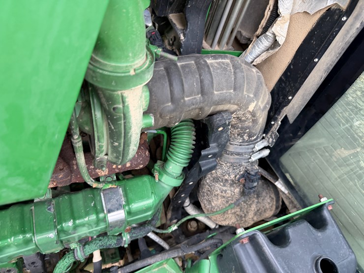 2015-john-deere-r4030-image-66