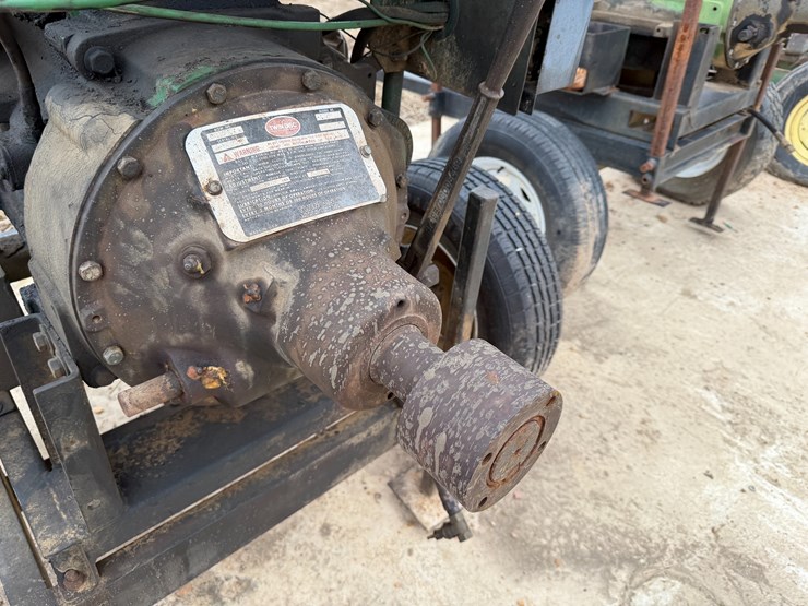 john-deere-4045t-image-15