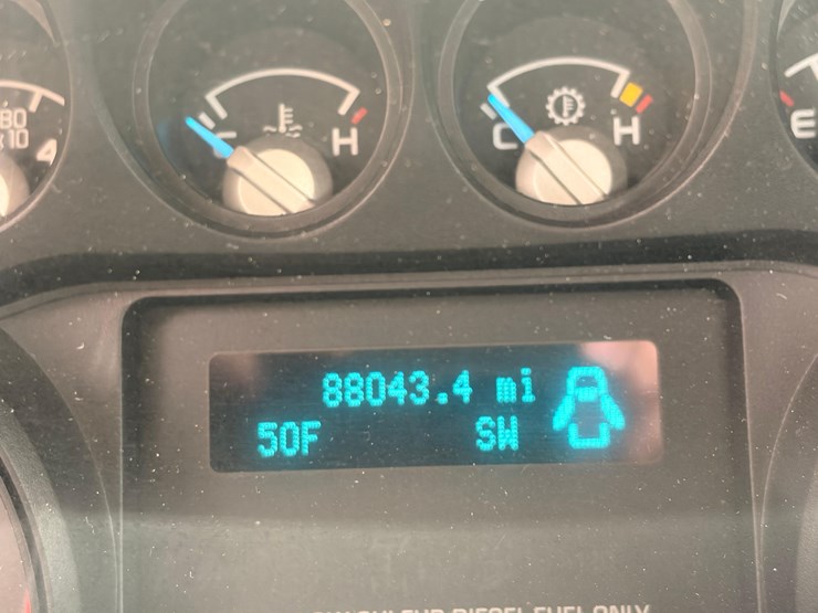 2015-ford-f550-image-27