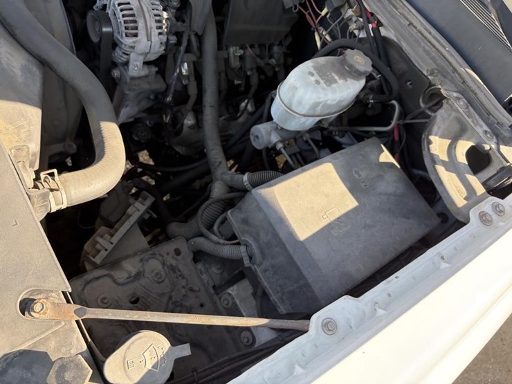 2008-chevrolet-2500-image-25