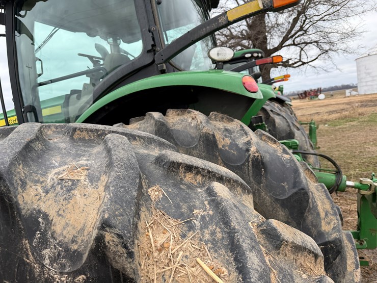 2017-john-deere-8270r-image-6