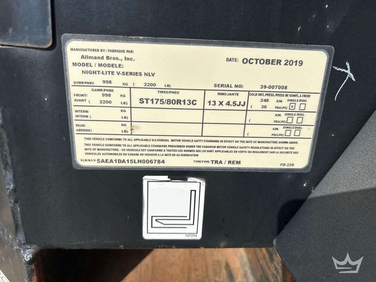 2019-allmand-bros-night-lite-v-series-image-5