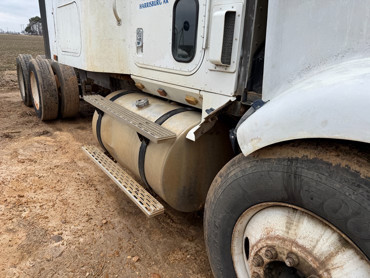 1996-international-9400-image-43