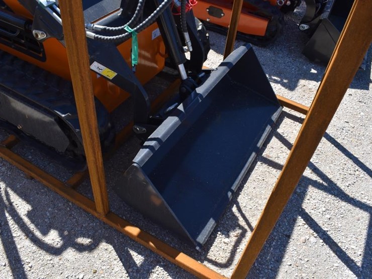 landhonor-lhr-me380xi-mini-skid-steer-(serial-#-2508166647)-image-3