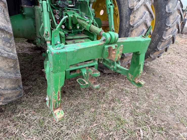 #38653-•-2017-john-deere-8270r-mfwd-tractor-image-23