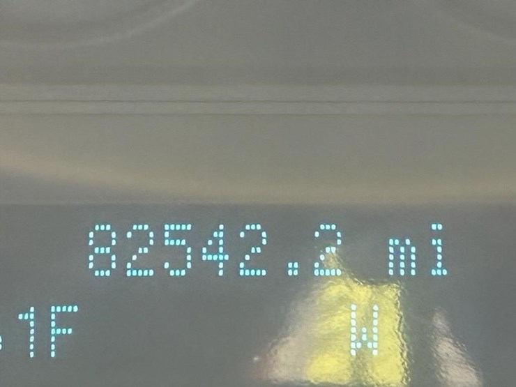 2016-ford-f550-image-15