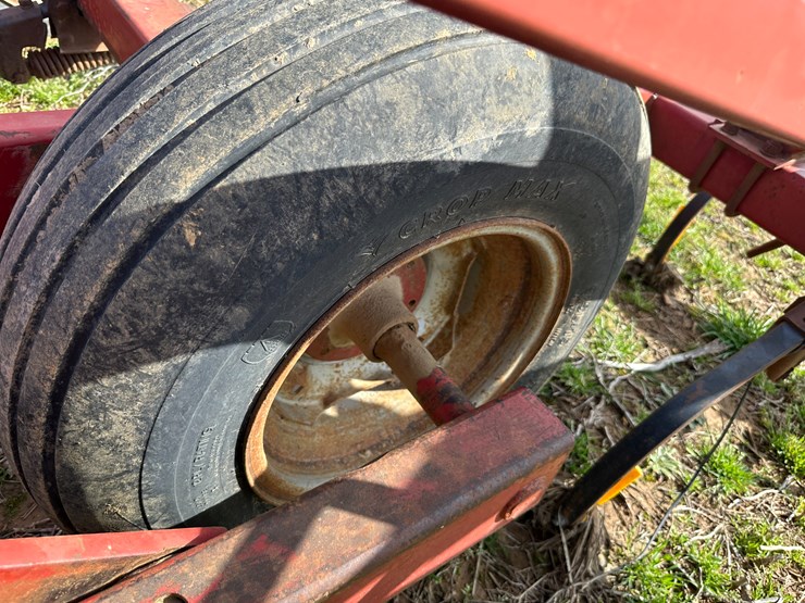 case-ih-4300-image-14
