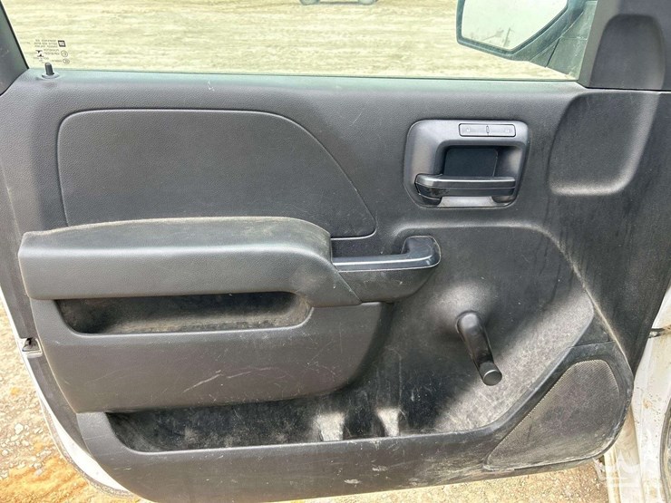 2016-chevrolet-silverado-1500-image-11