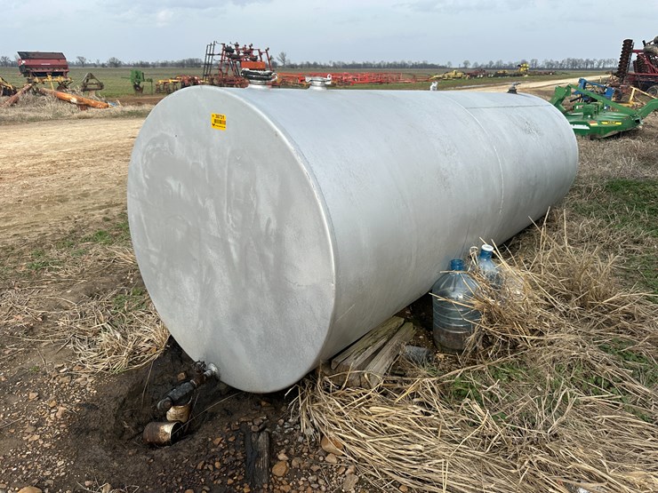 #38731-•-~1000gal-fuel-tank-image-1