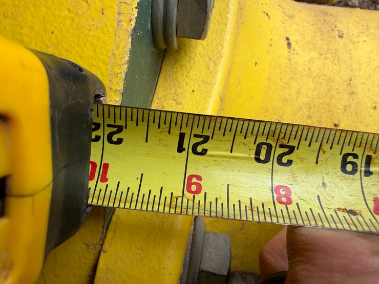 2022-john-deere-8r-280-image-22