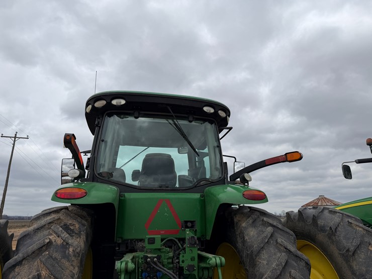 2017-john-deere-8270r-image-26