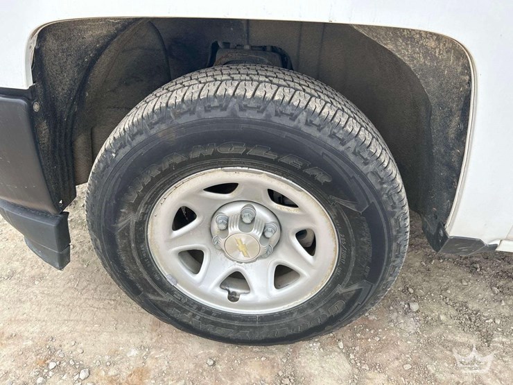 2016-chevrolet-silverado-1500-image-19