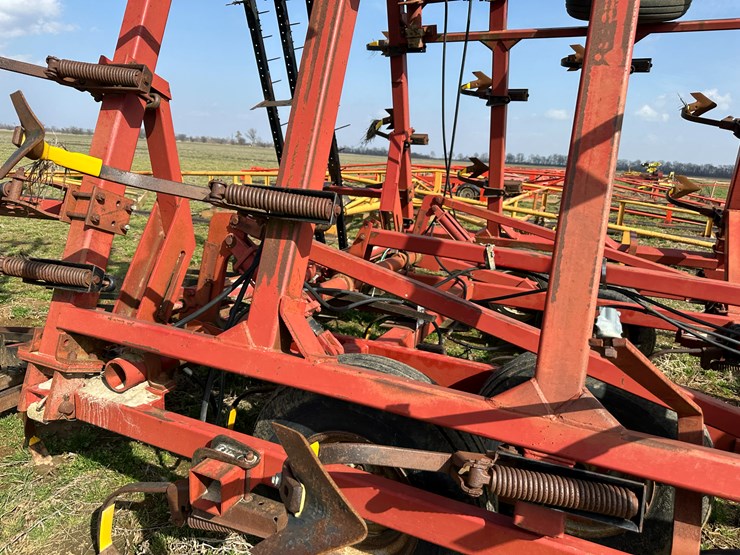 case-ih-4300-image-49