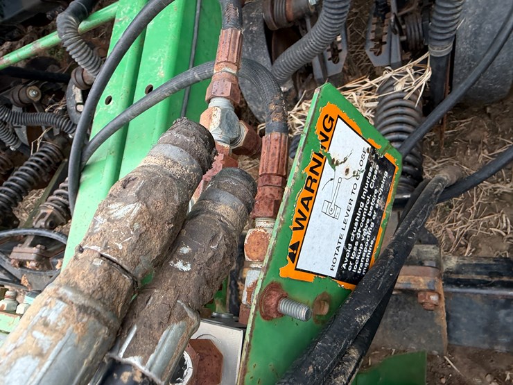 john-deere-1560-image-75