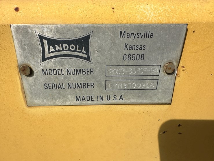 2000-landoll-2000-image-48