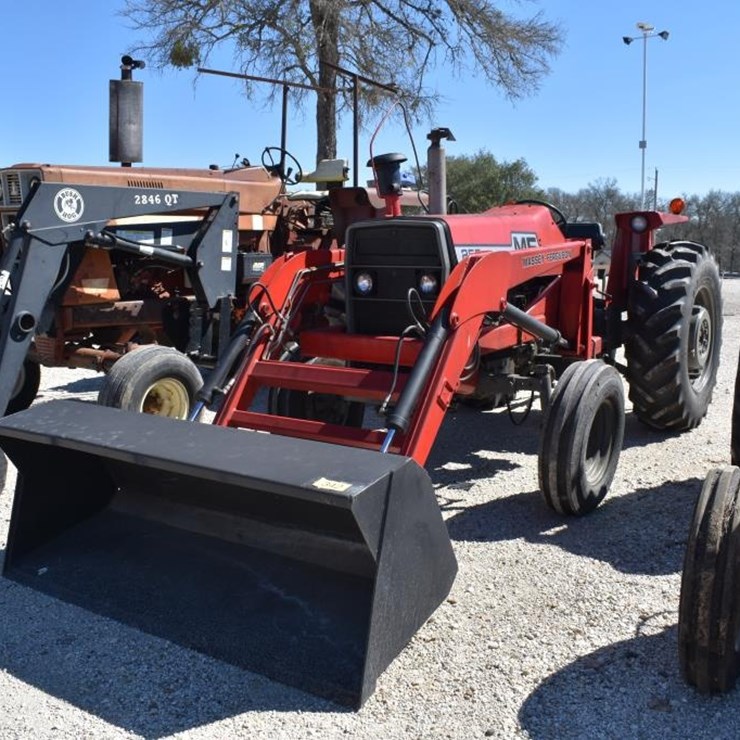 MF 255 TRACTOR W/ LOADER (SERIAL # 9A325695) (SHOWING APPX 3,091 HOURS, UP