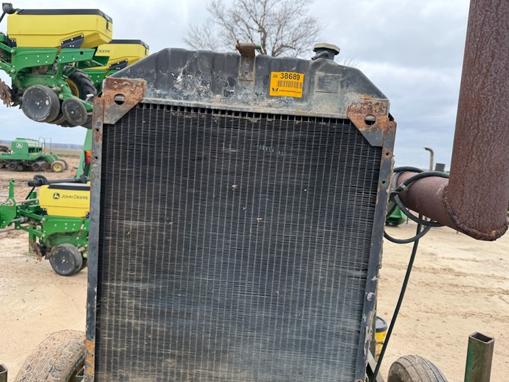 john-deere-6-image-11