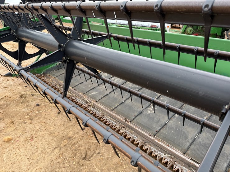 2004-john-deere-925d-image-35