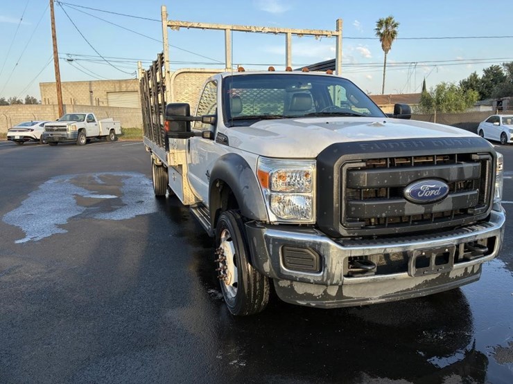 2016-ford-f550-image-2