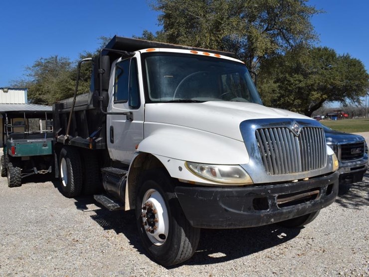 2008-case-ih-4300-image-2