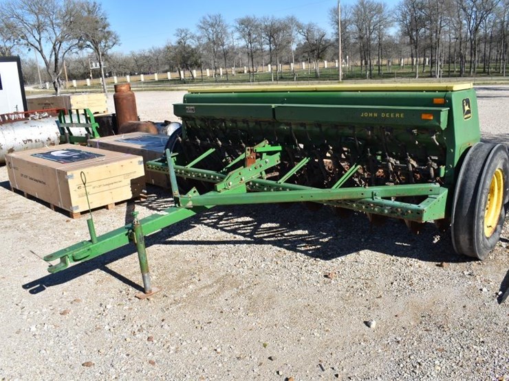 john-deere-8200-image-2