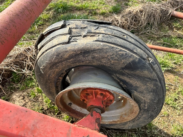 #38704-•-brandt-88-16'x50'-float-image-6