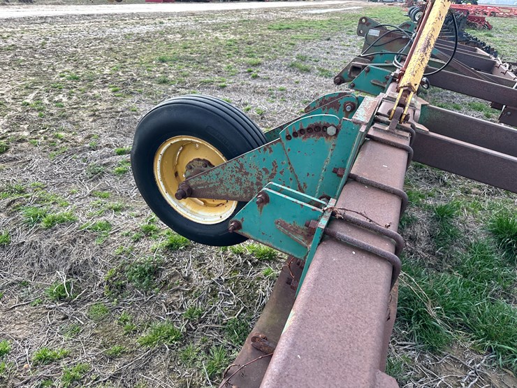 #38708-•-forrest-city-machine-works-26'-chopper-image-11