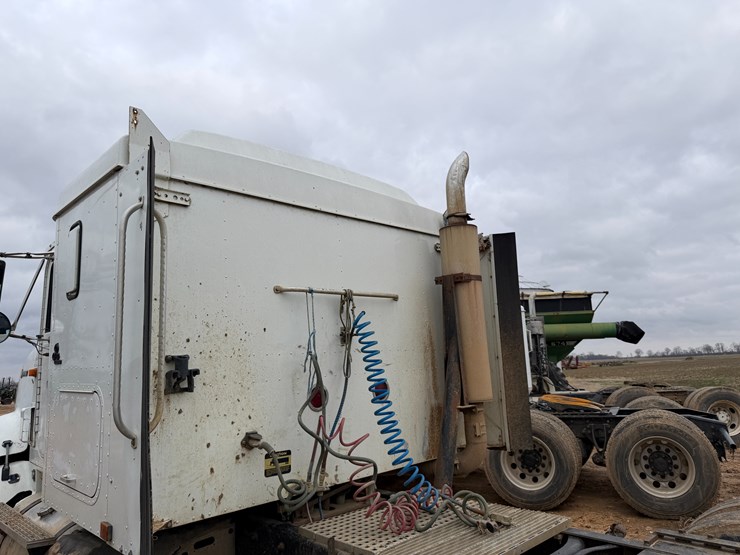 1996-international-9400-image-28