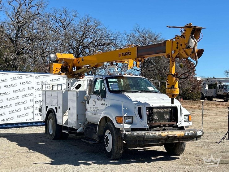 2006-ford-f750-image-2