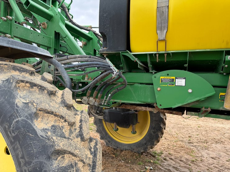 2015-john-deere-r4030-image-59