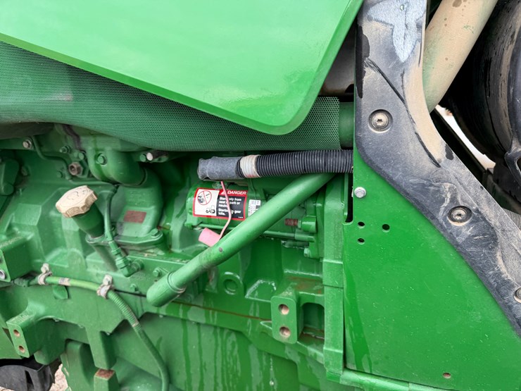 #38653-•-2017-john-deere-8270r-mfwd-tractor-image-43