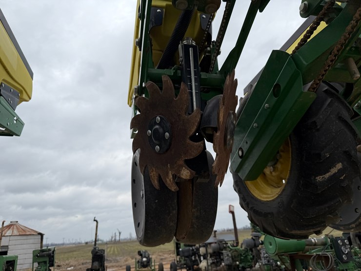 john-deere-1725-image-87