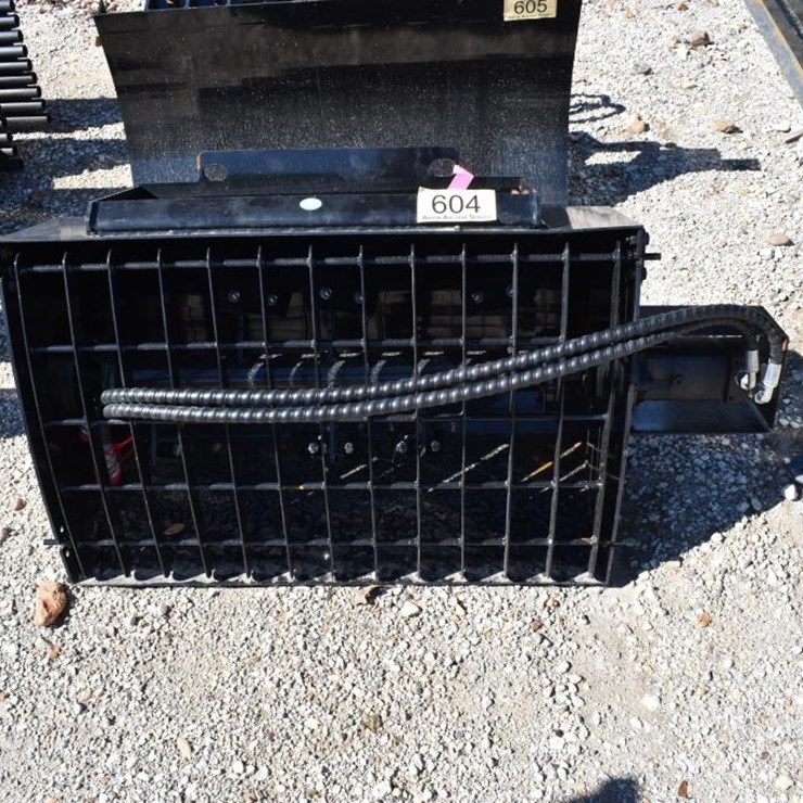 MINI SKID STEER CONCRETE MIXER