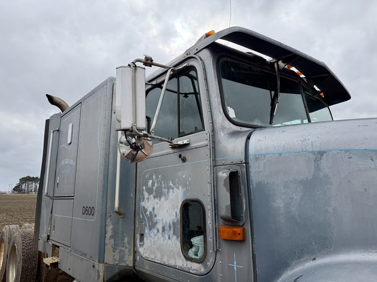 1990-international-9400-image-35