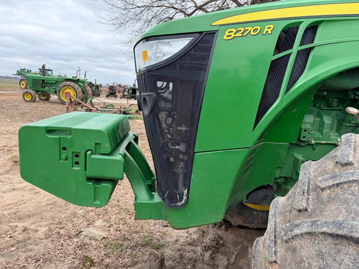 #38653-•-2017-john-deere-8270r-mfwd-tractor-image-31