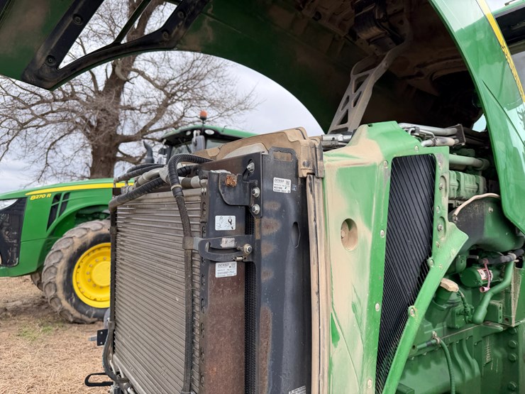 2017-john-deere-8270r-image-51